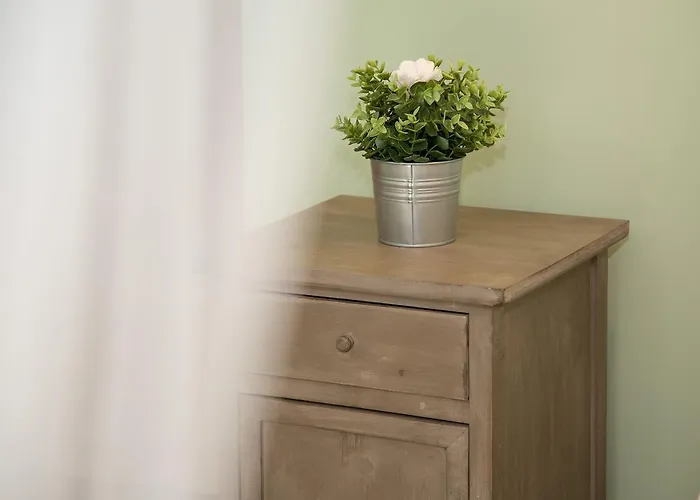 Kır Evi Verdi Colline *